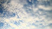 Zeitraffer - Wolken Blau-Weiß