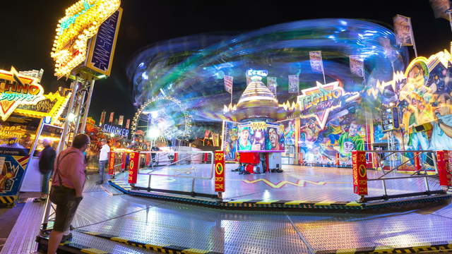 Fahrgeschäft auf der Wiesn