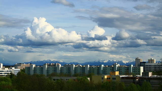 Hochhaus Alpen