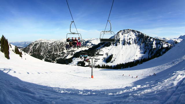Ski Lift / Sessel-Lift