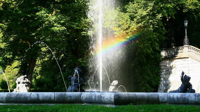 Brunnen am Friedensengel