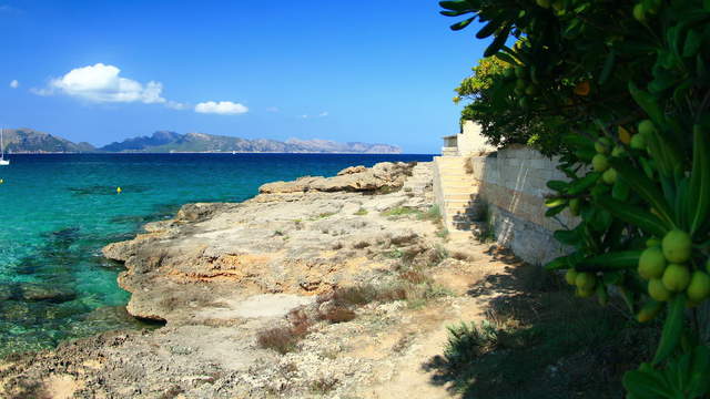 Mallorca Strand mit Treppe