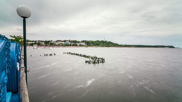 Zeitrafferschwenk der Ostseeküste bei Tag