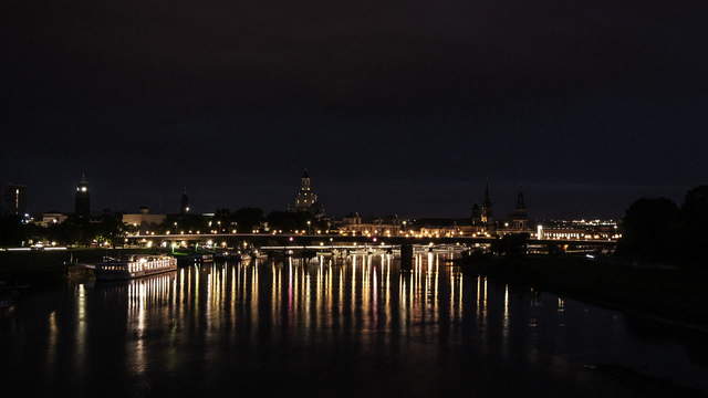 Dresden erwacht