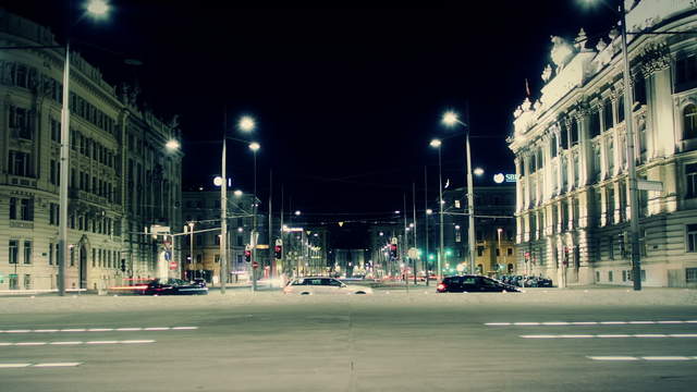 Schwarzenbergplatz Wien Verkehr Nacht – Kamerafahrt