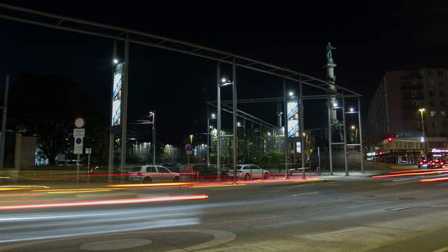 Hyperlapse am Praterstern Wien zum Tegetthoff Denkmal bei Nacht