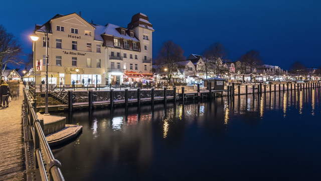 Rostock Warnemünde Zeitrafferschwenk