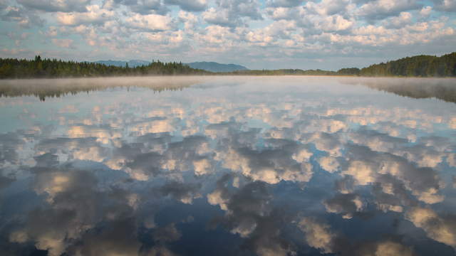 Wolken Reflektionen