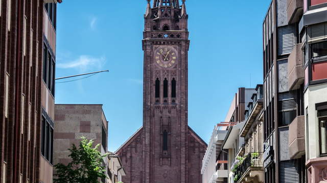 Ludwigshafen Lutherkirche Hyperlapse-Vertigo-zOOm-Walk