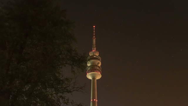 München Olympia Turm Nacht Hyperlapse