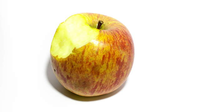 Angebissener Apfel