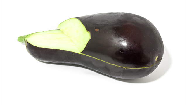 Aubergine 4K Download