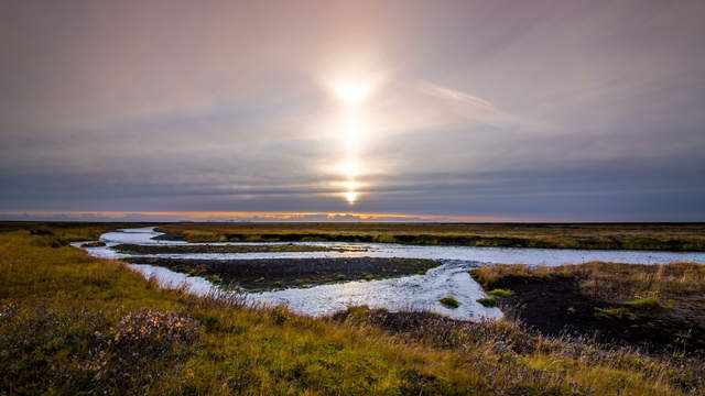 Island Szene mit Fluss