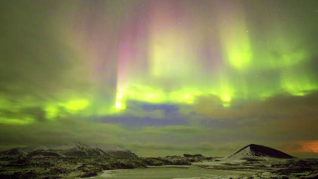 4K Video Loop - Nordlichter Aurora Island