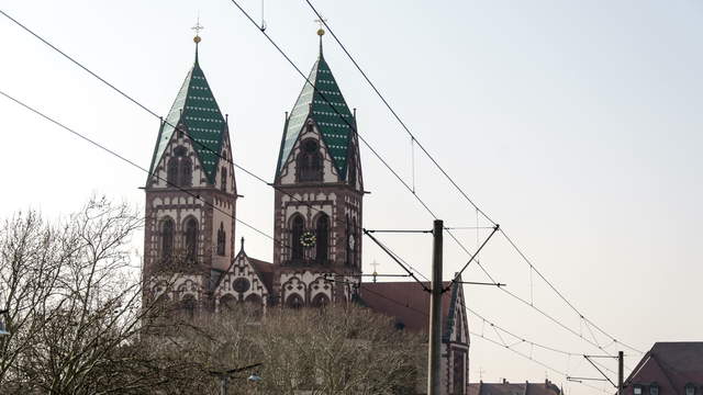 Herz Jesu Kirche Hyperlapse Freiburg 
