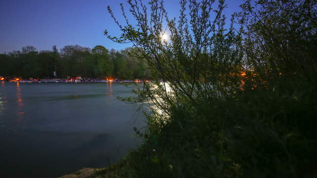 Isar Flaucher Mond