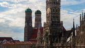 Zeitraffer - Rathaus mit Frauenkirche am Marienplatz
