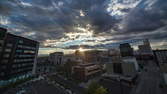 Zeitraffer - Sonnenuntergang über der Stadt von Reno
