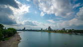 Zeitraffer - Köln Zeitraffer 4K - Skyline mit Kölner Dom Timelapse von der Zoobrücke am Rhein 