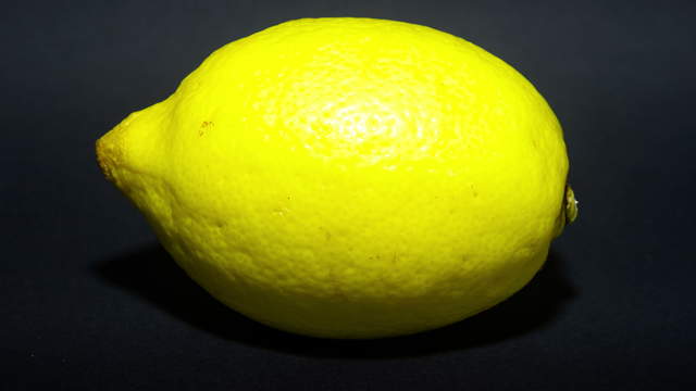 Zitrone verschimmelt