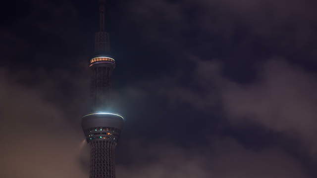 Skytree bei Nacht