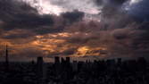 Zeitraffer - Tokio Skyline Wolken
