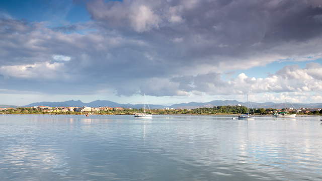 Sardinien Boote im Hafen