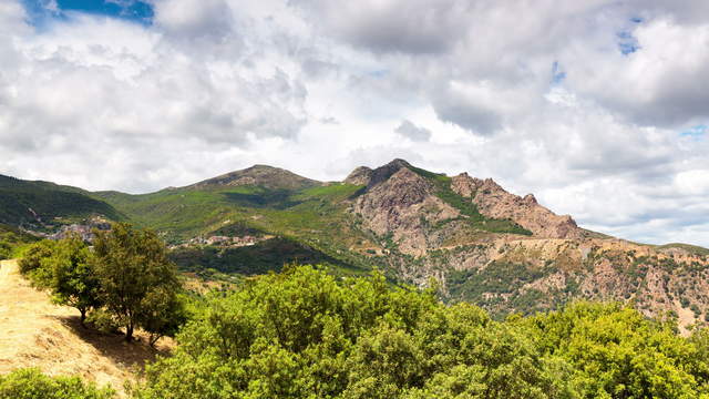 Berg Dorf Aussicht