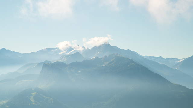 Bergspitzen Morgendämmerung