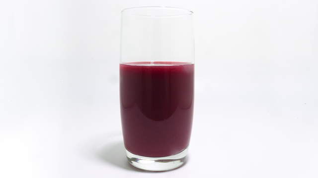 Lila Smoothie Seitenansicht